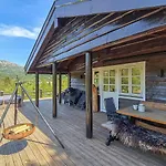 Cosy With Jacuzzi Right By The Slope Hébergement de vacances Norheimsund