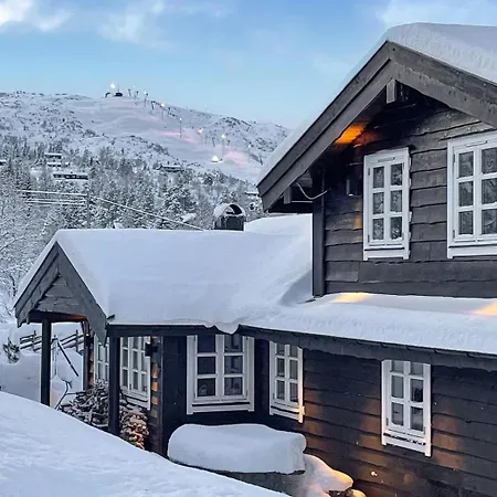 Cosy With Jacuzzi Right By The Slope
