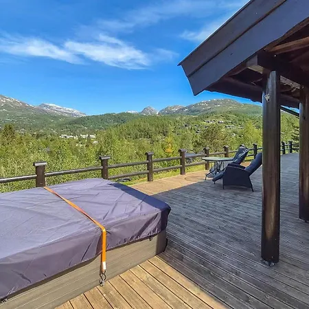 בית נופש Cosy With Jacuzzi Right By The Slope נורהמסונד