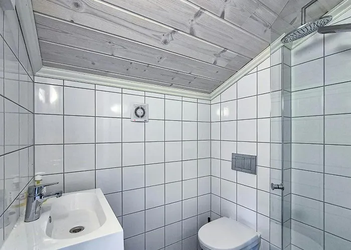 Cosy With Jacuzzi Right By The Slope * Norheimsund